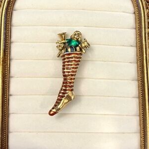 Vintage Christmas Stocking Brooch Pin Holiday Toys Classic Christmas Eve Party